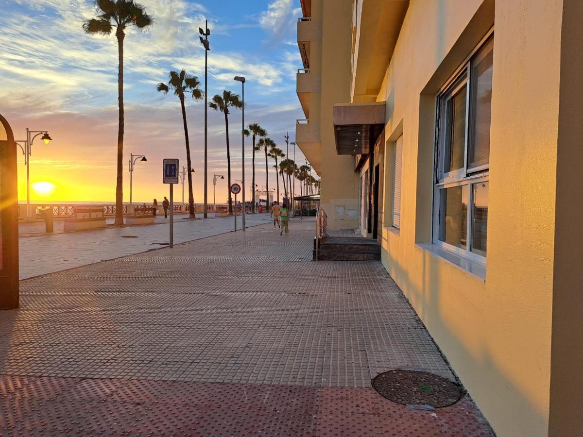 Maritimo28 Appartement Cádiz Buitenkant foto
